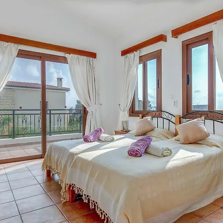 Argaka Beach Villa Villa