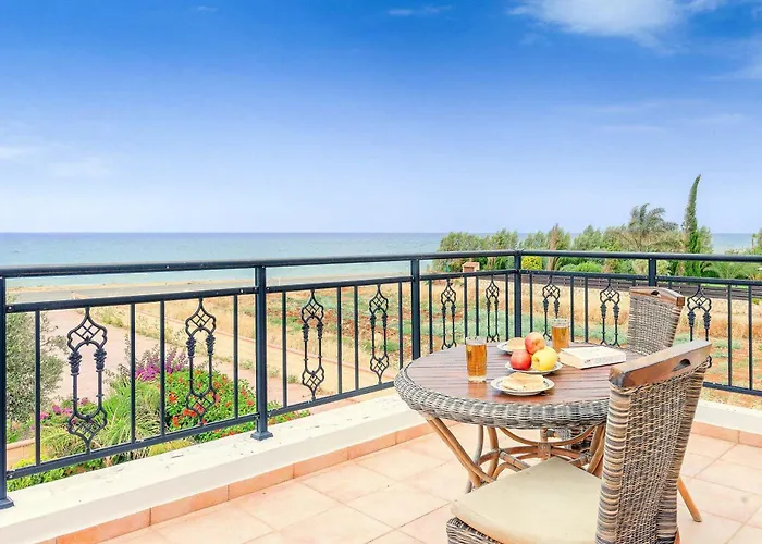 Villa Argaka Beach Villa *